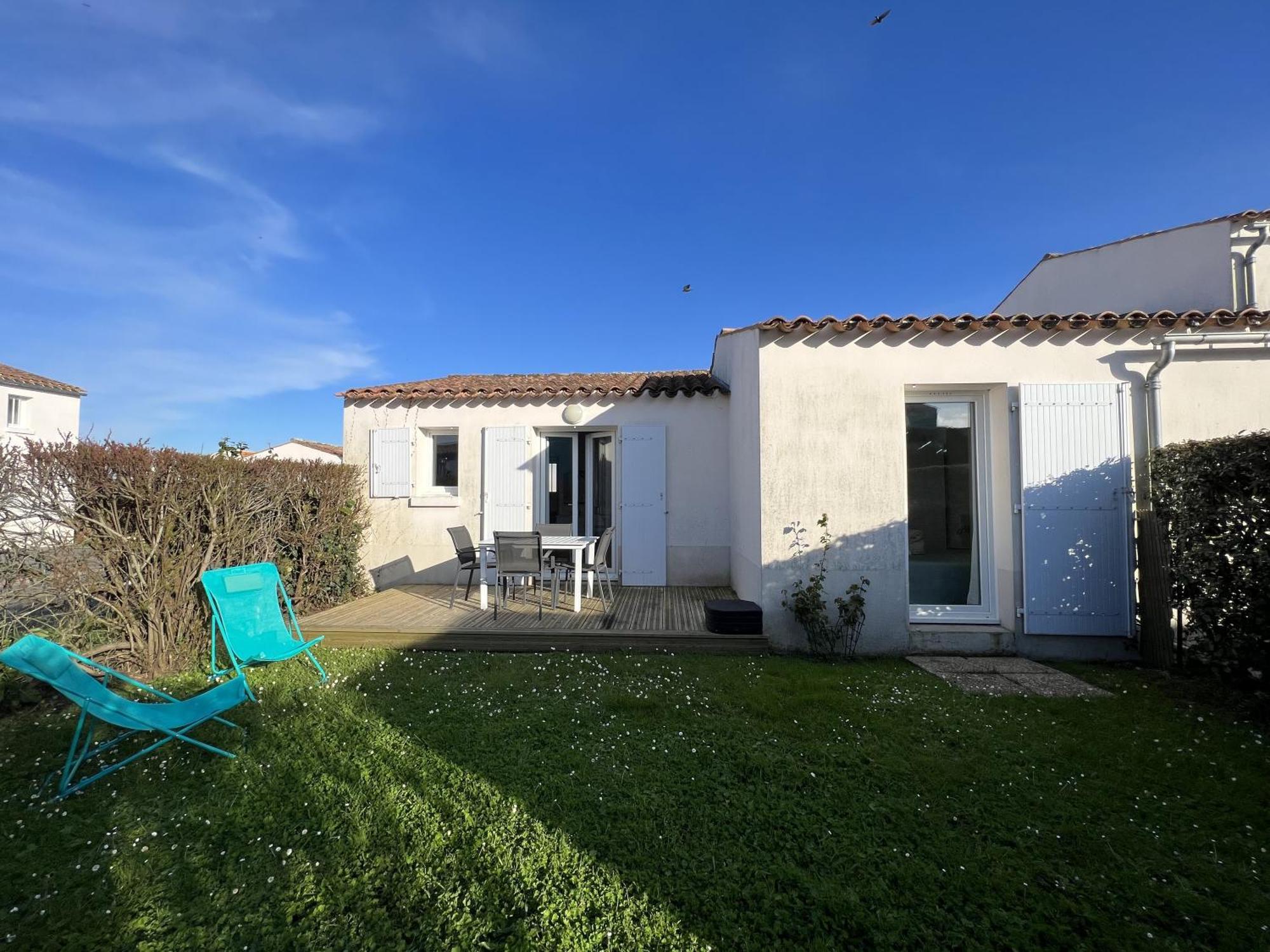 Maison Cosy Avec Piscine Partagee Le Château-dʼOléron Extérieur photo