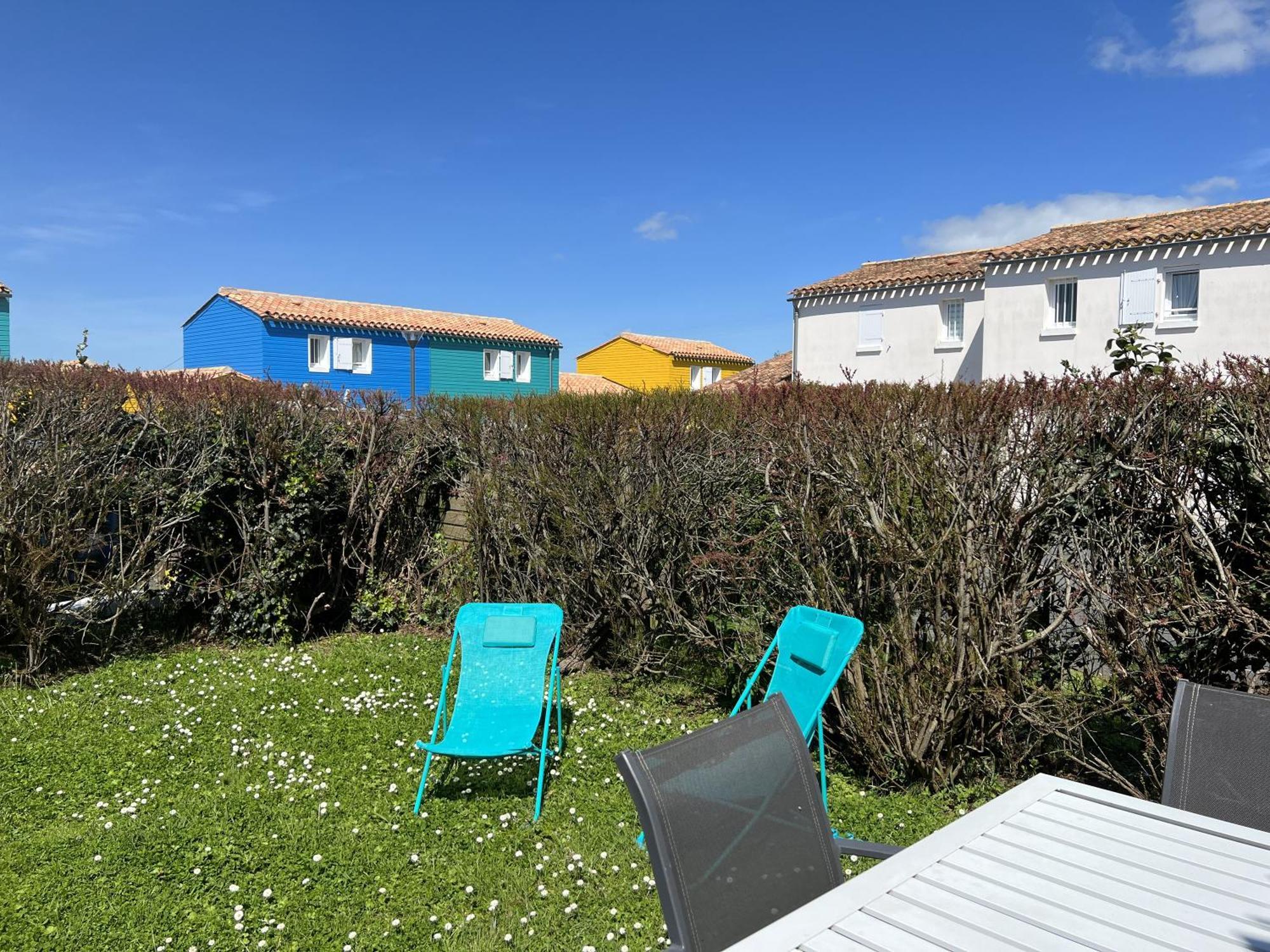 Maison Cosy Avec Piscine Partagee Le Château-dʼOléron Extérieur photo